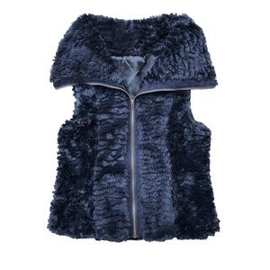 Luxe Black Faux Fur Zip Front Vest